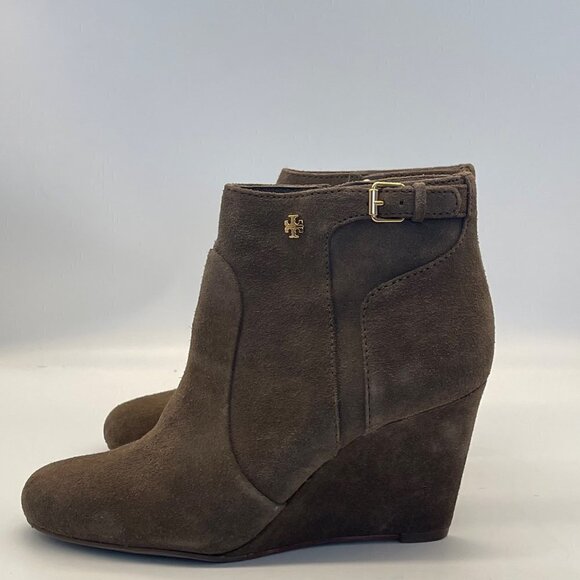 TORY BURCH Leather Milan Wedge Bootie Belted Gold Logo Size 7.5 - Picture 6 of 13